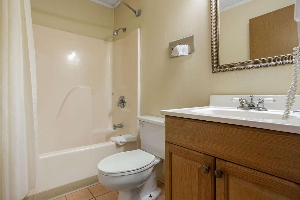 Rodeway Inn Asheville Main image